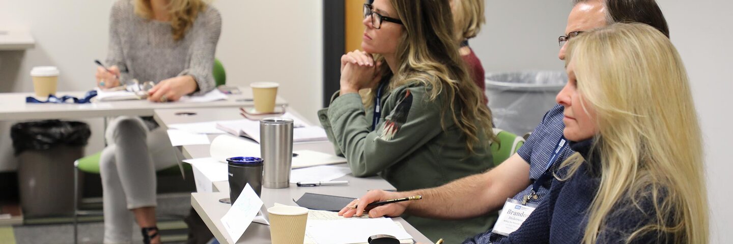 building-network-writers-editors-and-publishers